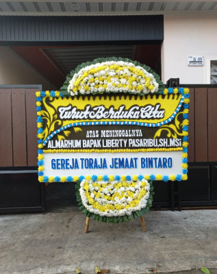 Papan Bunga Duka di Kandai