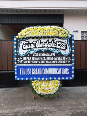 Papan Bunga Duka di Kandai